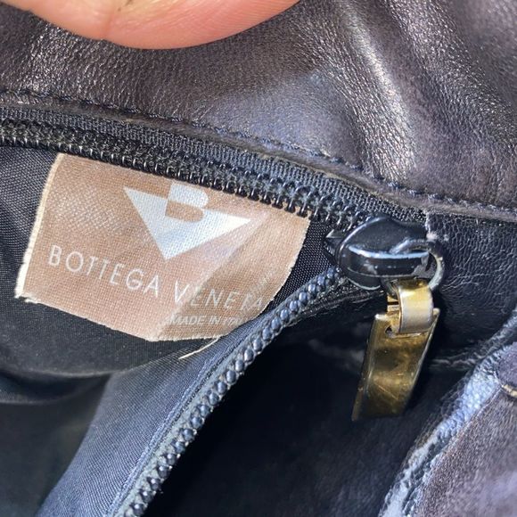 AUTHENTIC Bottega Veneta Leather Weave Shoulder Bag Brown Medium - Picture 12 of 13